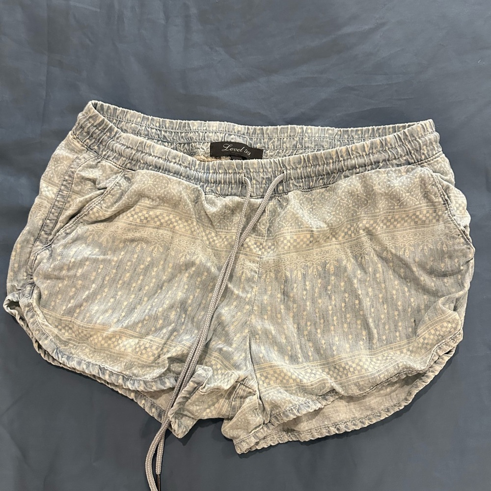 Light blue denim short